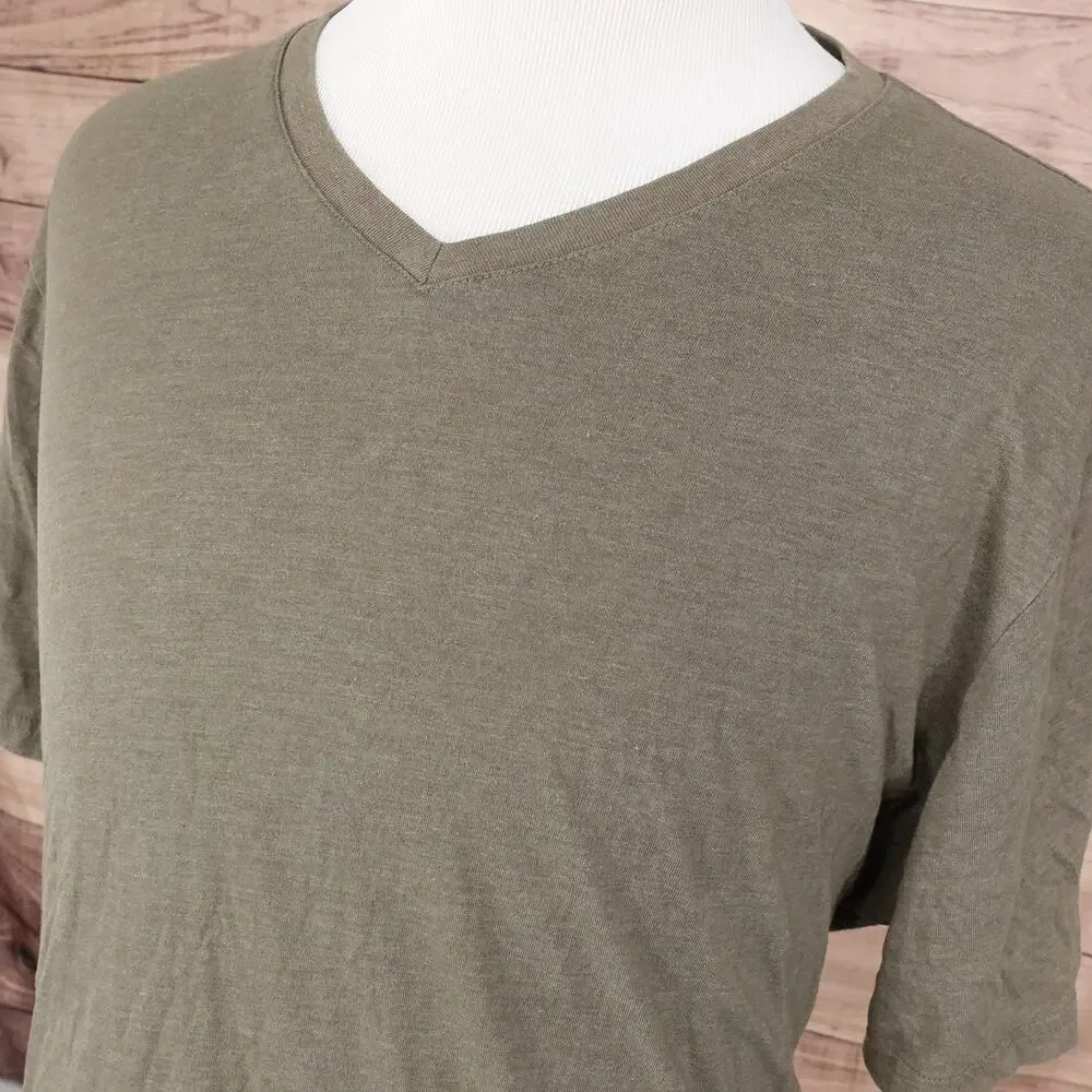 Banana Republic Shirt Mens 2XL Green V‎ Neck Eco Premium Wash Tee Soft Casual
